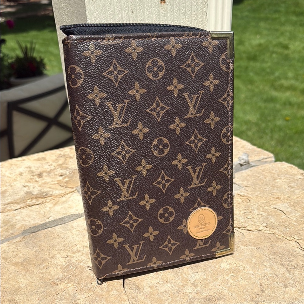 Louis Vuitton Brown Monogram Notebook Case